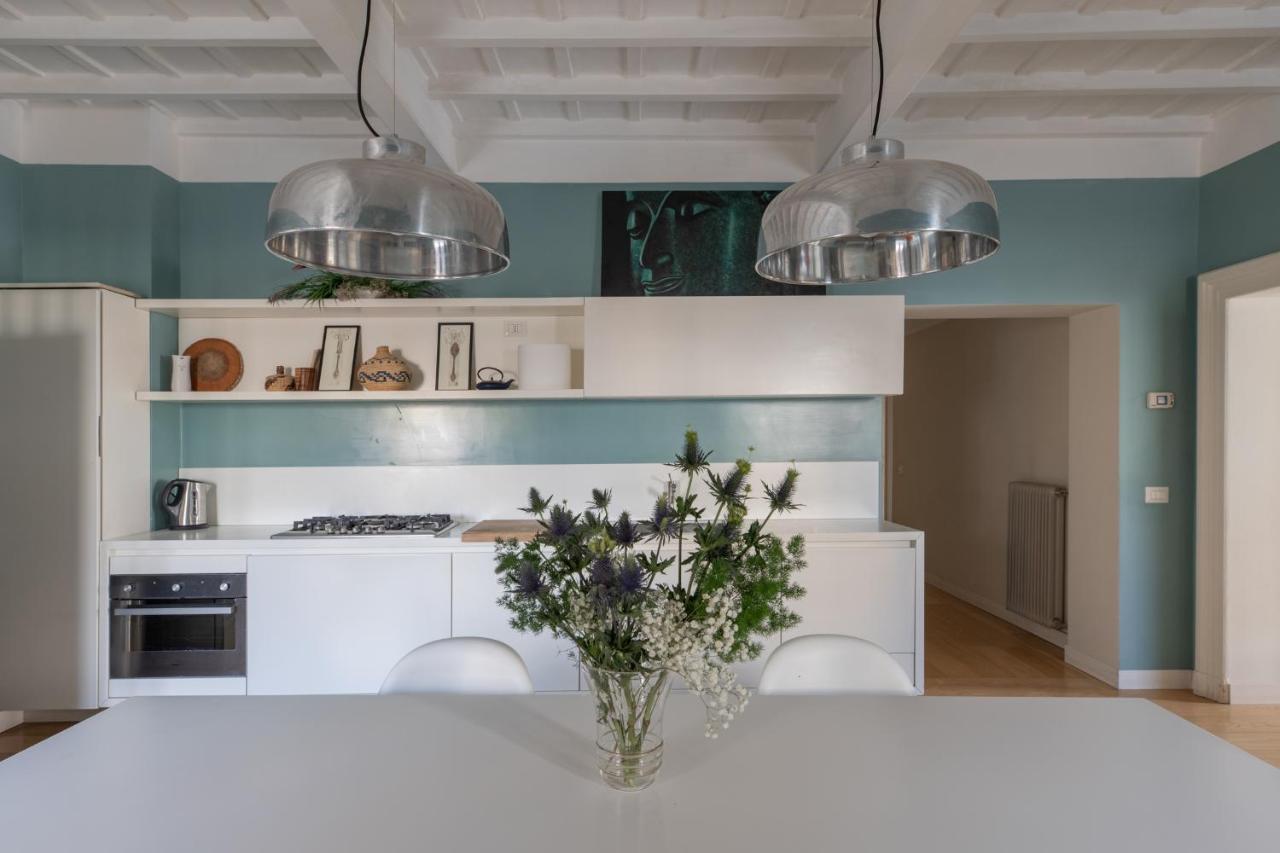 Iflat Amazing Apartment With Terrace In Monti Rome Exterior photo